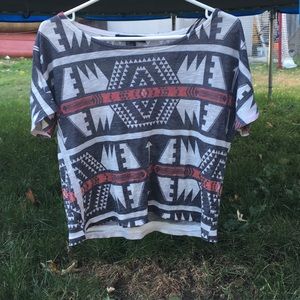 Cute cropped tee cute design ✨ ✨